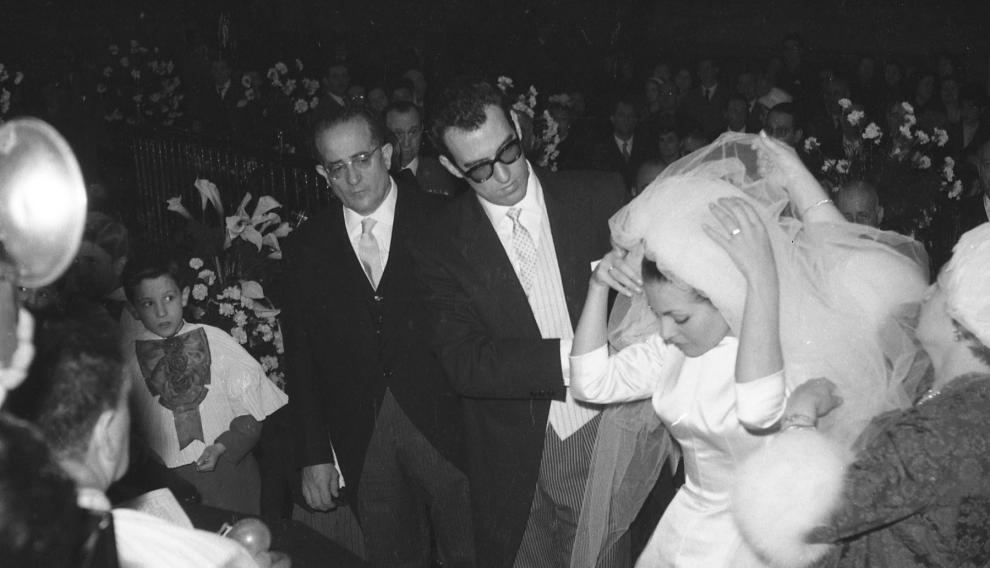 Boda de Carmen Sevilla y Augusto Algueró en el Pilar hace 60 años