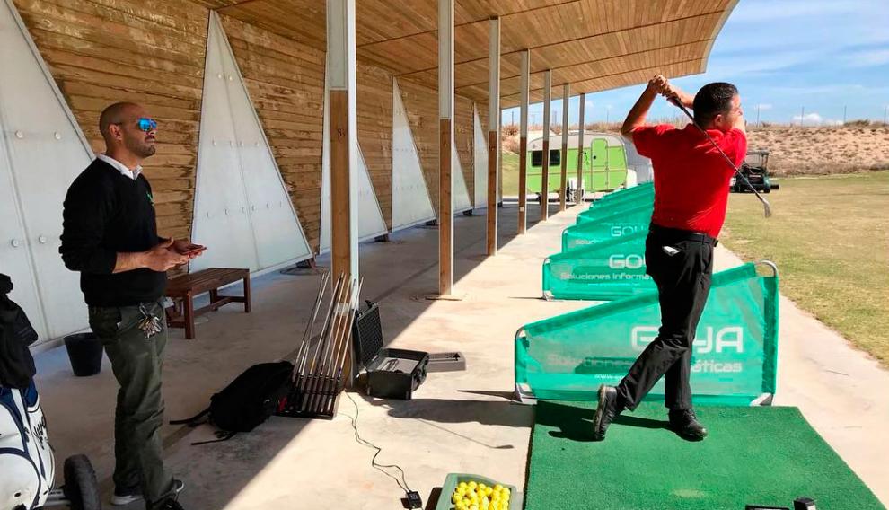 Para montar los palos a medida es necesario hacer un estudio previo del swing del jugador.