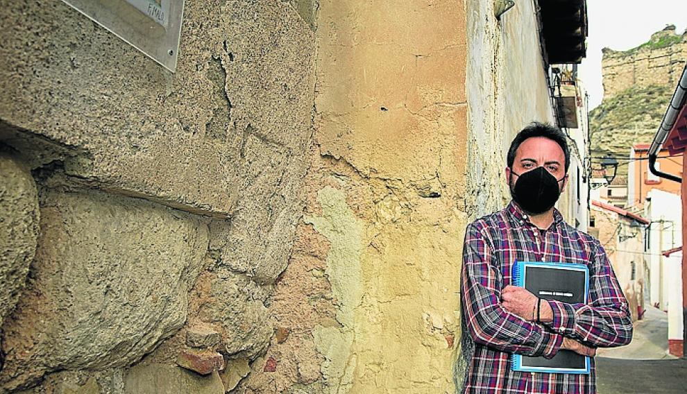 Ángel Silvestre, en una de las calles del casco de Calatayud.