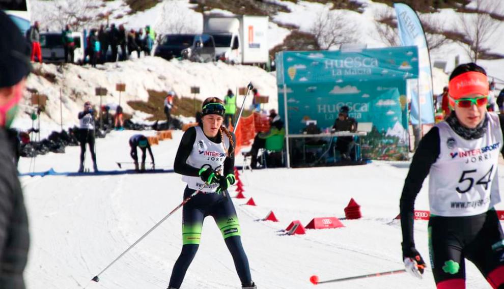 Gala Ortega, en el campeonato nacional de triatlón de invierno celebrado en Ansó