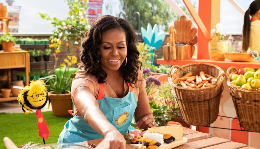 Michelle Obama, en su papel de dueña del mercado en la serie de Netflix