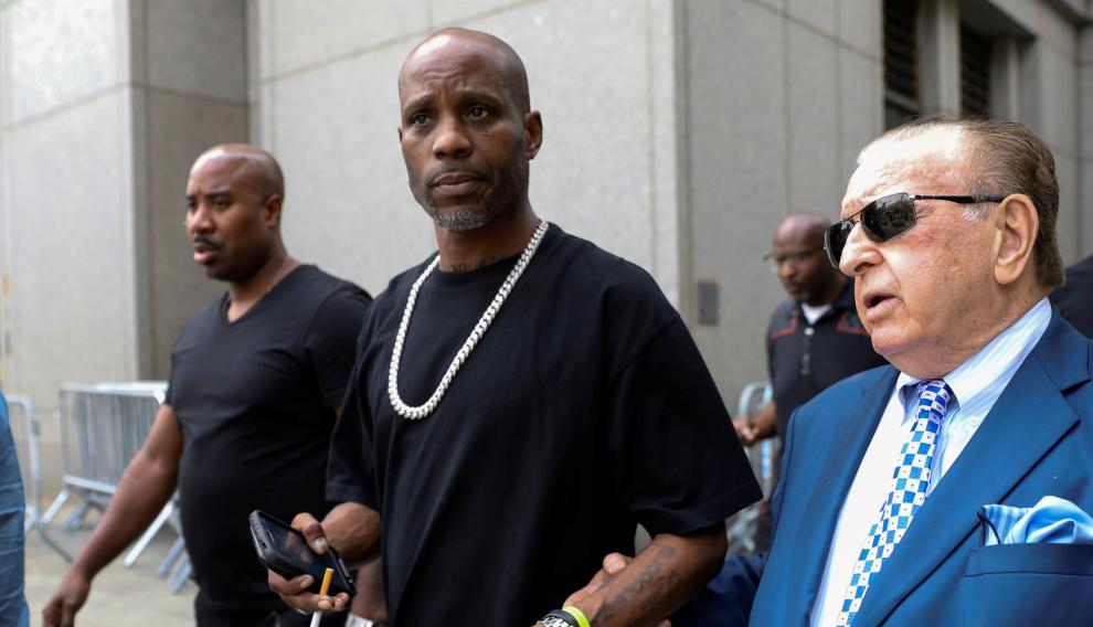 FILE PHOTO: Rapper DMX exits the U.S. Federal Court in Manhattan following a hearing regarding income tax evasion charges in New York