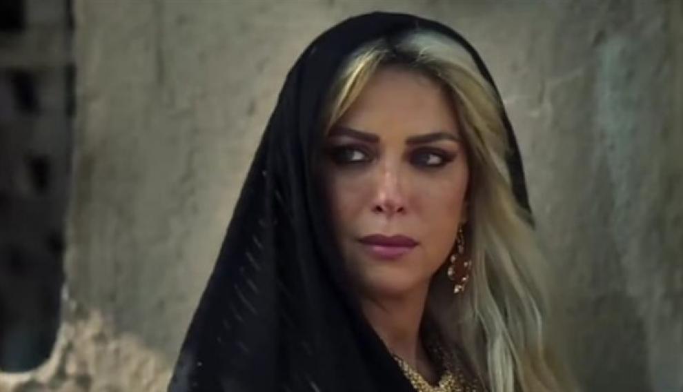Una de las protagonistas, la actriz Reem Mustafa, lleva el pelo teñido de rubio