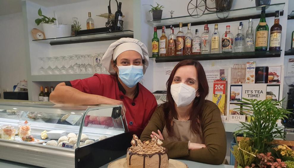 Isabel Cortés y Mar Yus, en El patio de Betty.
