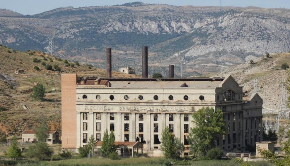 La central eléctrica de Aliaga, la tenía más potencia de producción de su época.