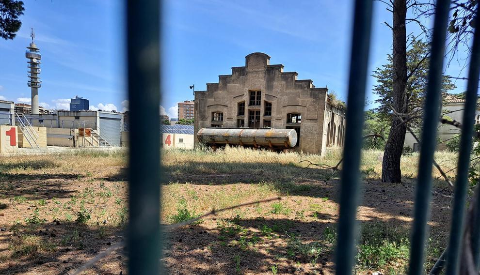Edificio antiguo dentro de la actual planta potabilizadora de Casablanca.