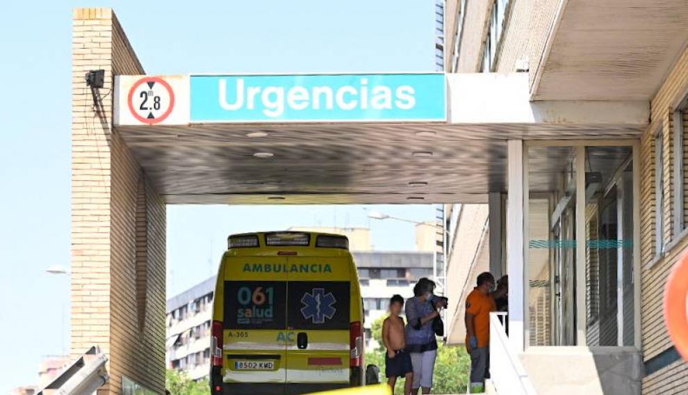 Llegada de los menores al Hospital Infantil de Zaragoza