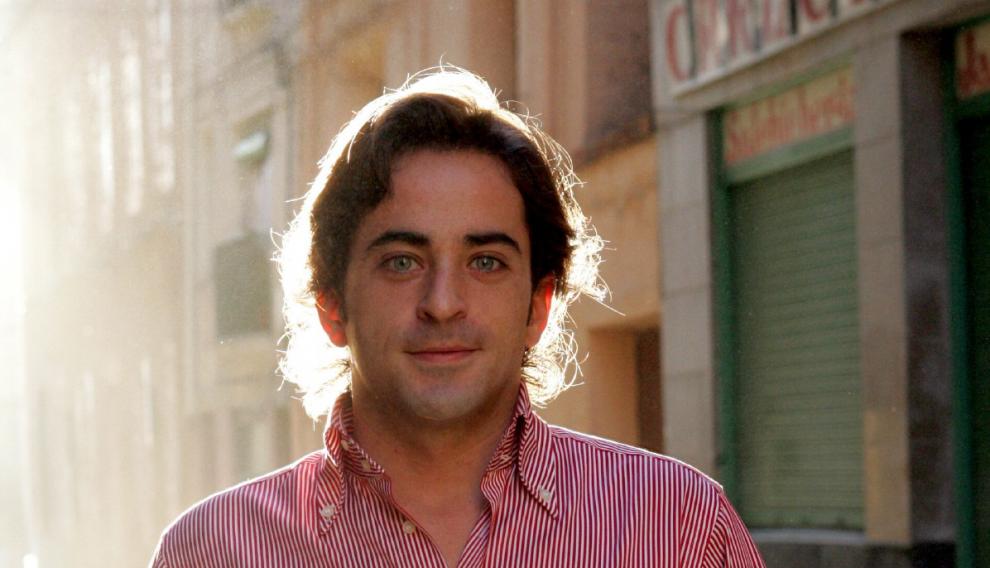 Retrato de juventud de Nacho, realizado por su gran amigo Carlos Moncín.