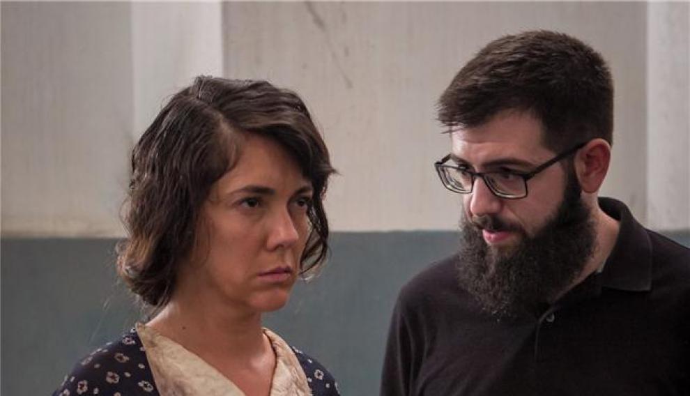 Carmen Barrantes y el joven director Tomás Generelo, que la dirigió en 'Cardelinas'..