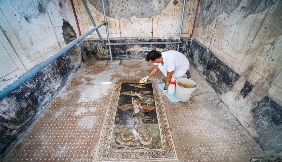 Pompeya se enriquece con la apertura al público de un excepcional termopolio