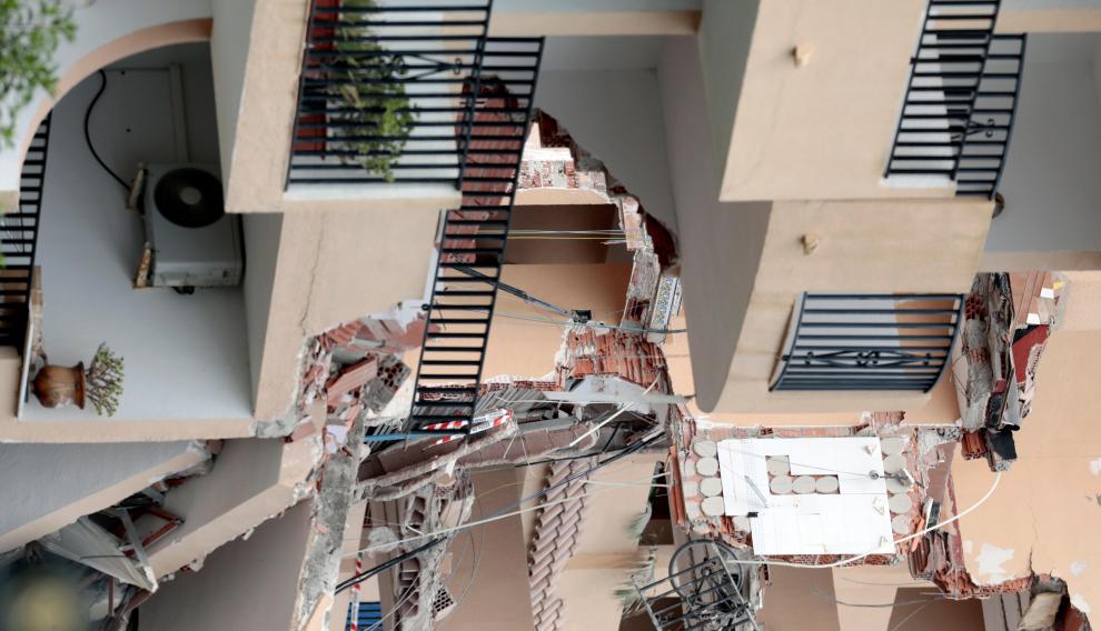 El edificio derrumbado en Peñíscola tenía 30 años y colapsó "bastante rápido"