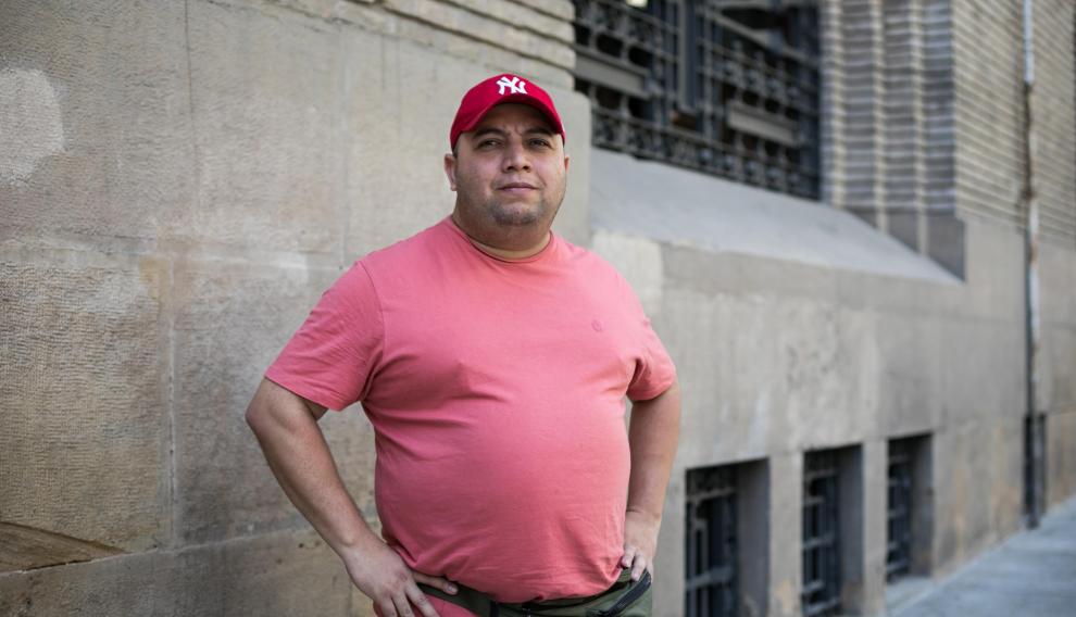 Darwin Enríquez, que ha trabajado de repartidor para varias plataformas digitales
