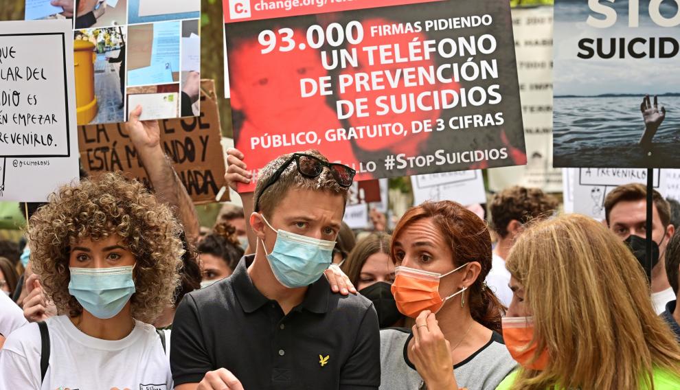 Manifestación de la "Plataforma Stop Suicidios"