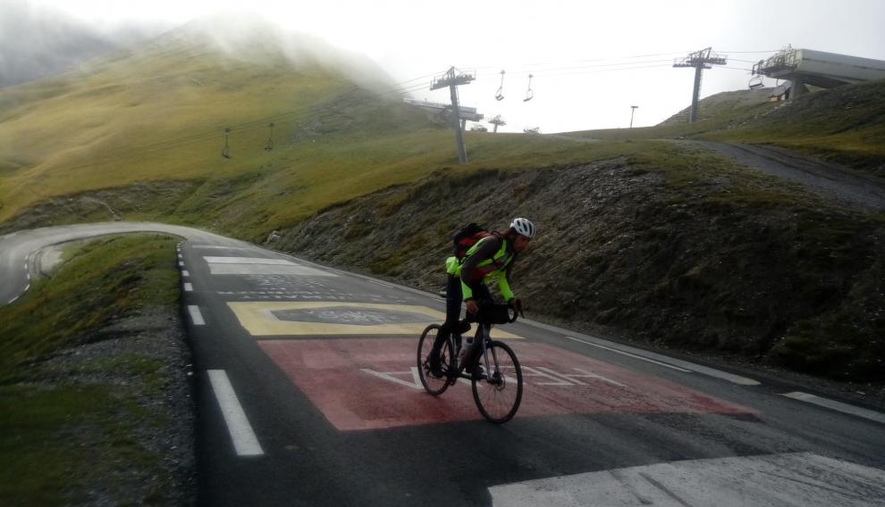 Samuel Porcel, en las rampas del Tourmalet
