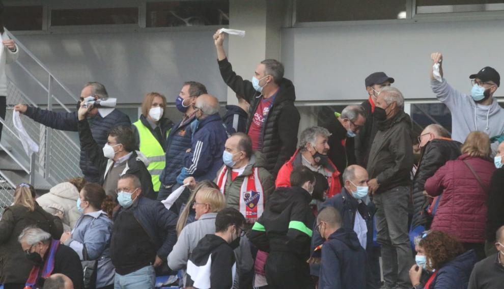 Partido SD Huesca-Amorebieta, jornada 13 de Segunda División, en El Alcoraz