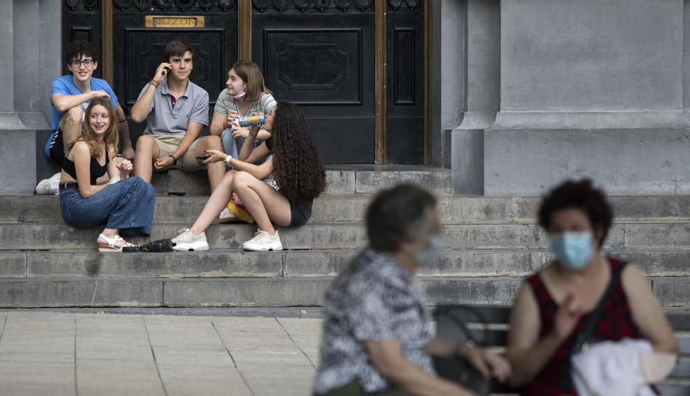 Primer día sin mascarillas en exteriores.