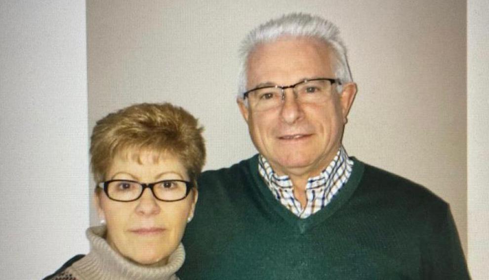 Ángel Ceamanos, originario de Atea, con su mujer, Pilar Díez, en Alemania.