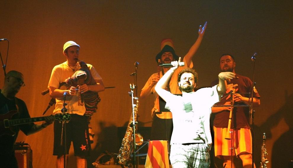 Ixo Rai! se despidió con un concierto en la sala Multiusos del Auditorio de Zaragoza en 2002