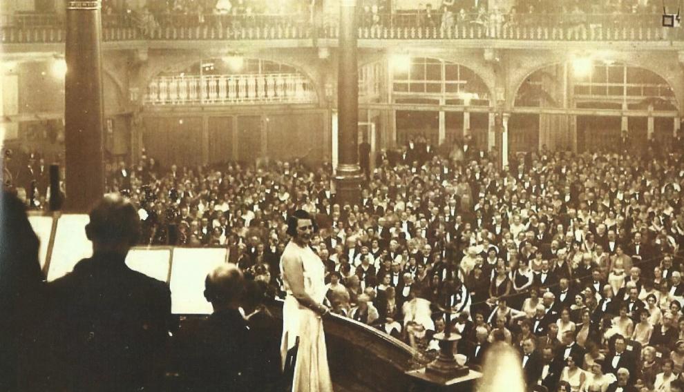 Elvira de Hidalgo en el Kursaal de Ostende.