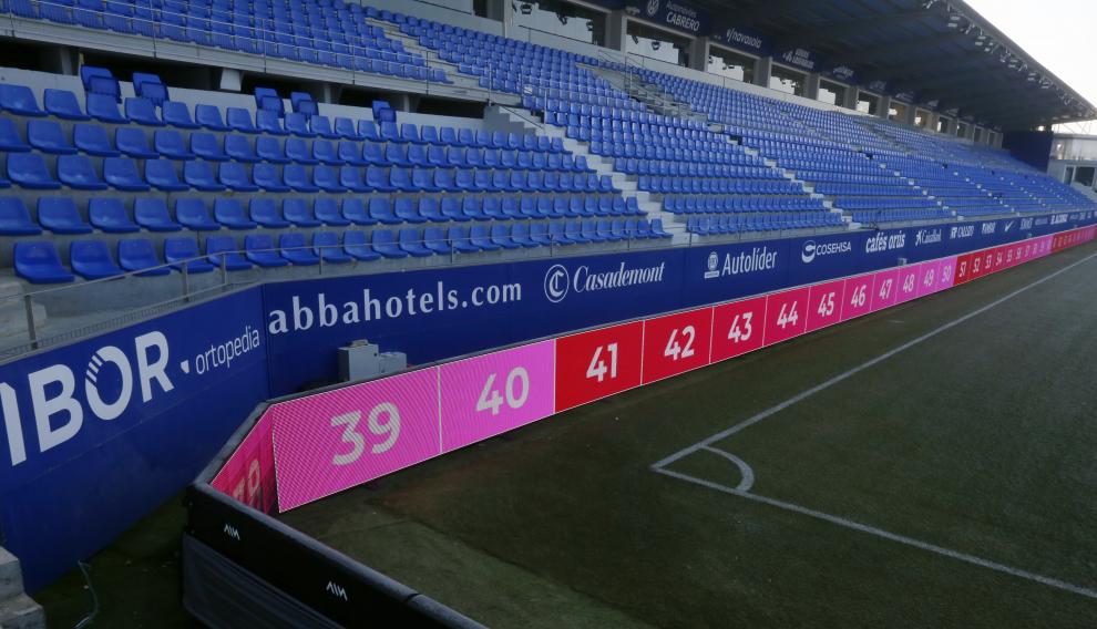 El Alcoraz estrenará luces LED en la “U” televisiva.