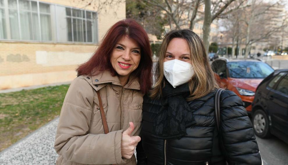 Opositoras en Zaragoza.