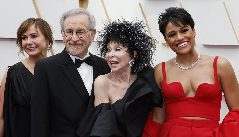 Kristie Makosco, Steven Spilberg, Rita Moreno y Rita Moreno