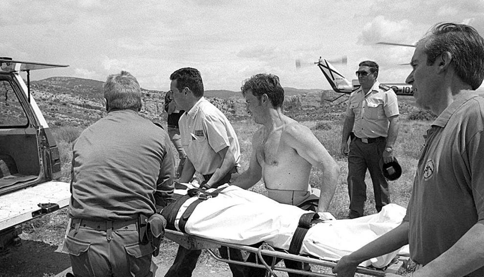 Rescate de un cadáver en un barranco de Guara en 1997.