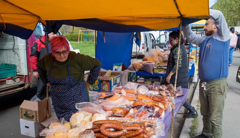 El mercado vuelve a la bombardeada Borodianka
