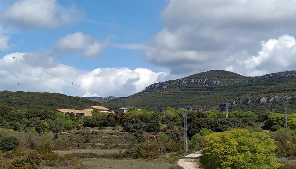Entrada al municipio San Pelegrín, una pendanía de Alquézar (Huesca) situada a dos kilómetros y medio.