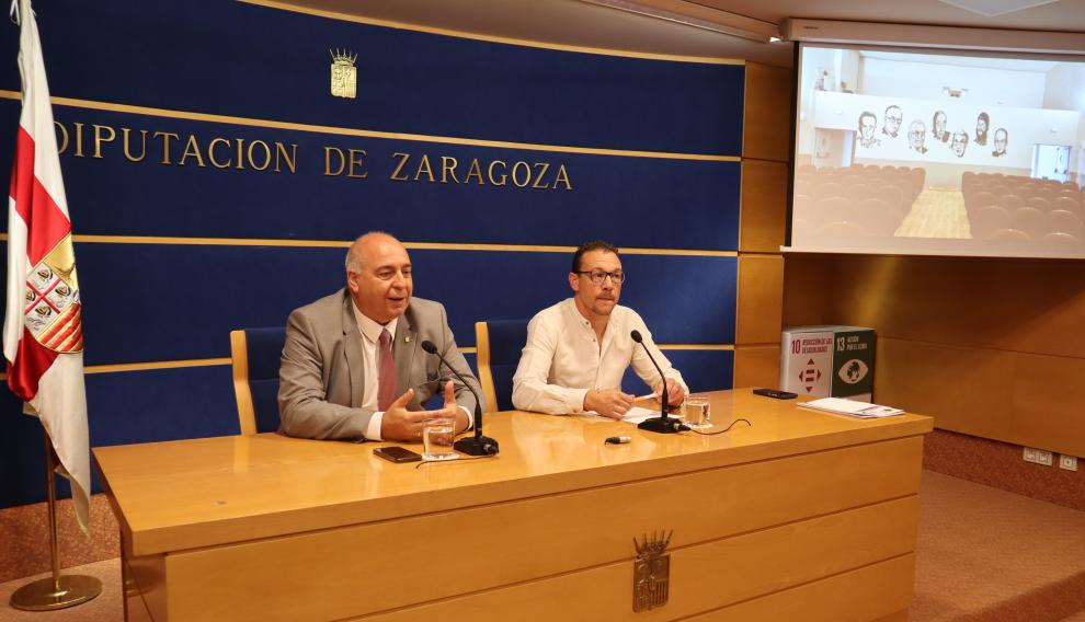 El diputado provincial Alfredo Zaldívar junto al alcalde de Paniza, Manuel Cebrián