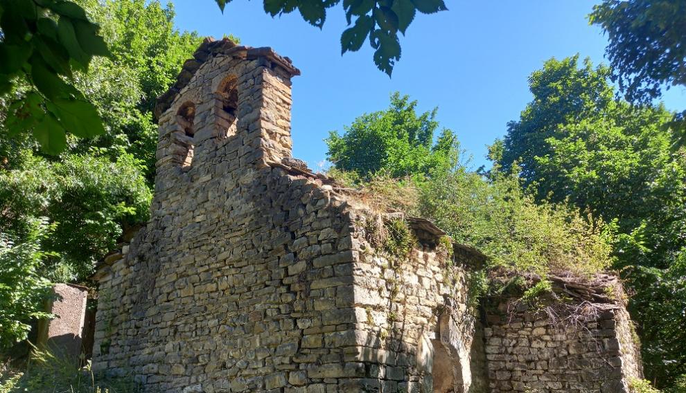 Iglesia de San Antonio de Esterún, en Valle de Bardají.