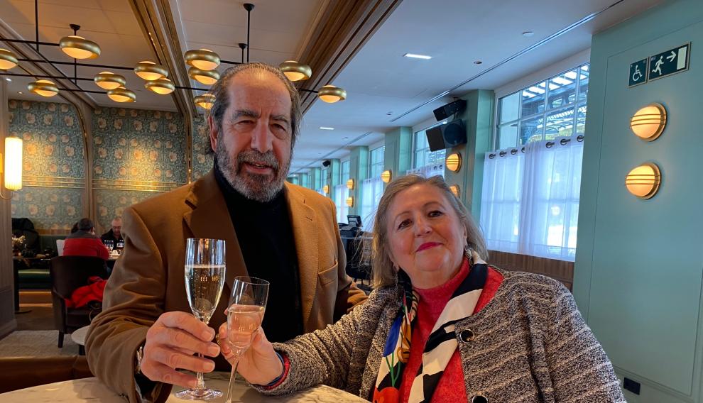 Carmela Mondéjar y Santiago del Val, primeros clientes del hotel y vecinos de Canfranc.