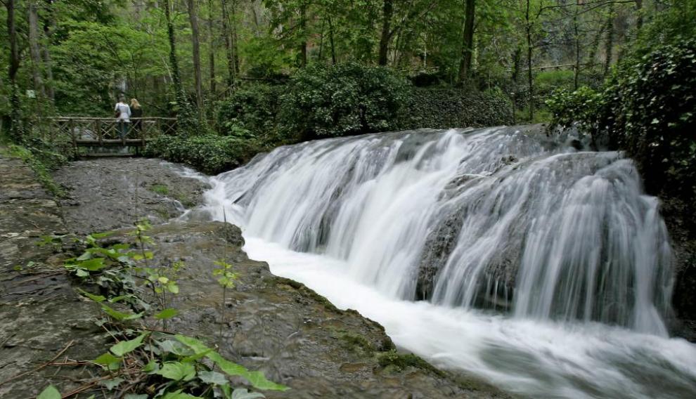Las cascadas y saltos de agua son uno de los principales atractivos del Monasterio de Piedra