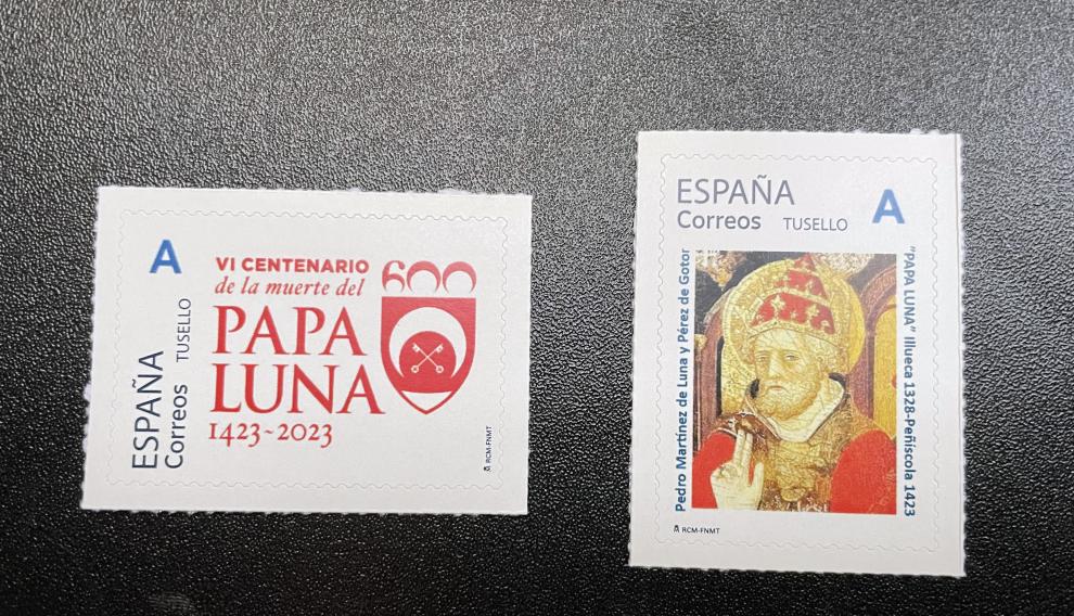Sellos postales para homenajear al Papa Luna.