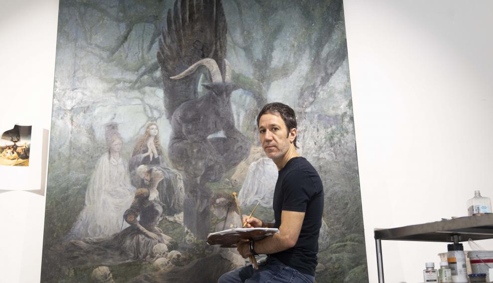 Rómulo Royo, trabajando en su versión de 'El aquelarre'.