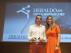 José Andrés Cardiel, 'e-commerce' en Omnichannel Manager, se llevó el premio a la Mejor Web de Empresa, que le entregó la consejera de Innovación, Investigación y Universidad, Pilar Alegría.