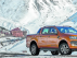 Ford ha presentado esta semana su nuevo Ranger en el Pirineo oscense, por carreteras entre Jaca y Astún, que aparece al fondo en la foto.