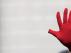 Las manos rojas se han convertido en el símbolo contra las agresiones sexistas
