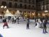 La pista de hielo con gente patinando / 3-12-2019 /Foto Rafael Gobantes [[[FOTOGRAFOS]]]