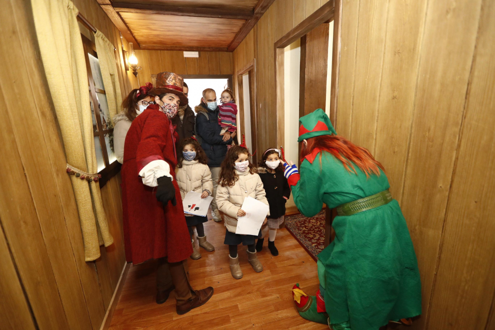 Papá Noel abre las puertas de su casa de Laponia en Zaragoza