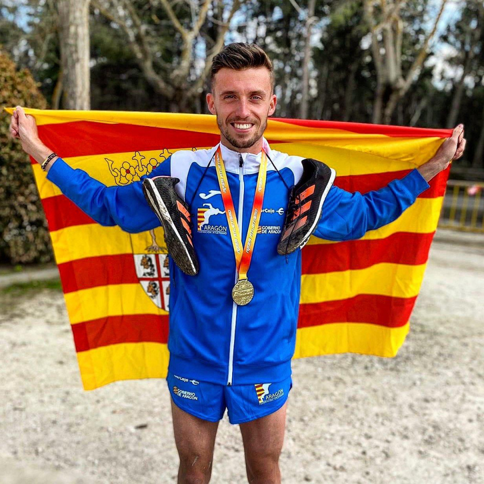 Carlos Mayo, flamante campeón de España de cross en Getafe