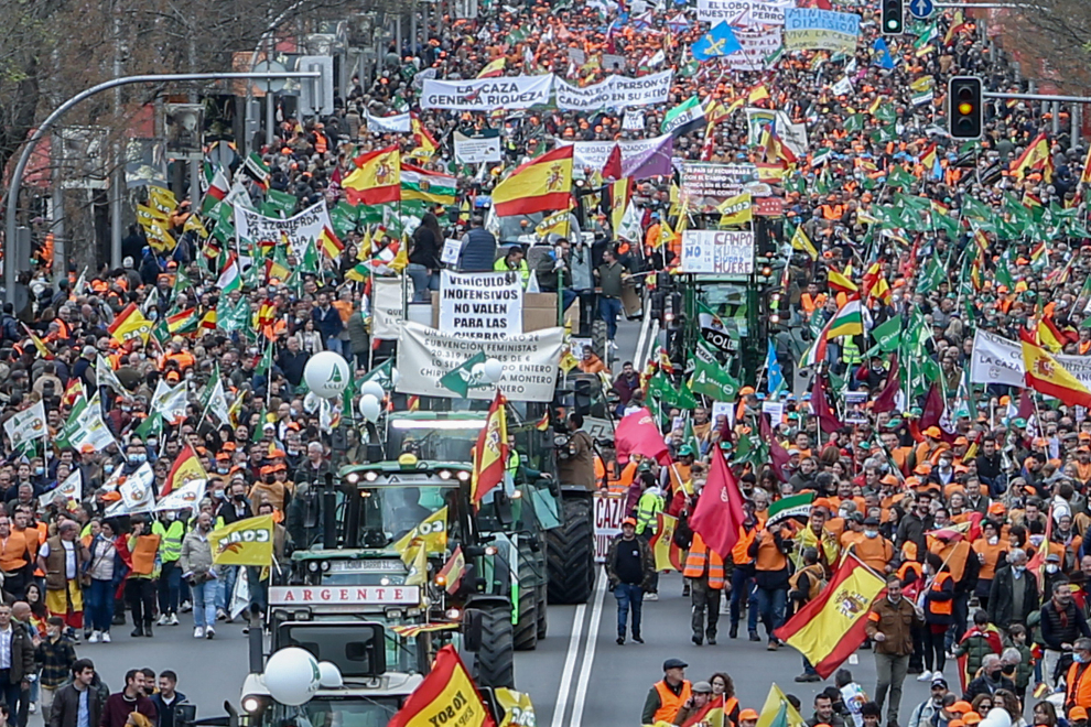 Manifestación de colectivos del campo en defensa del medio rural en Madrid.