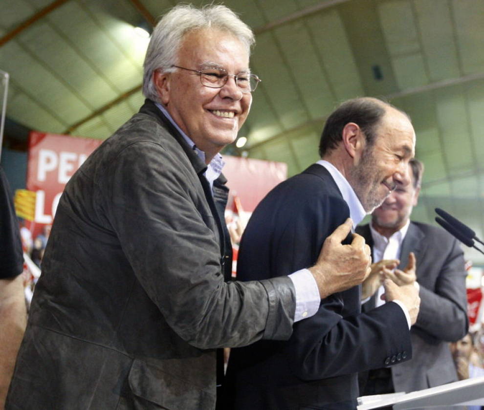 Fallece Alfredo Pérez Rubalcaba, una trayectoria en imágenes