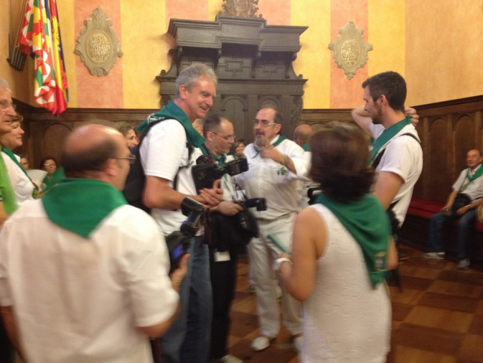 Víctor Ibáñez con barba recibió parrilla.