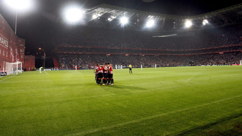 Partido del Athletic Bilbao contra el Celta en el nuevo estadio de San Mamés
