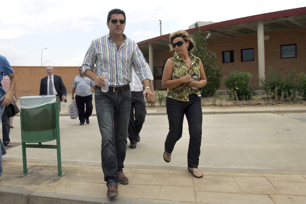 Juan Carlos Rodrigo Vela, concejal imputado, salía de la cárcel de Zuera el 18 de junio de 2009.