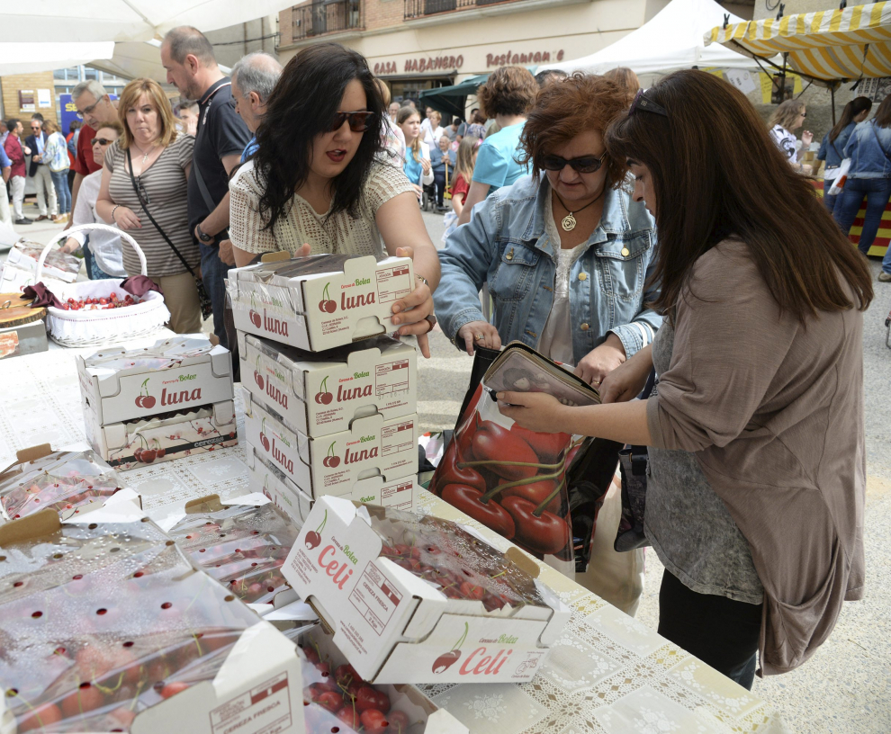Feria de la cereza en Bolea.