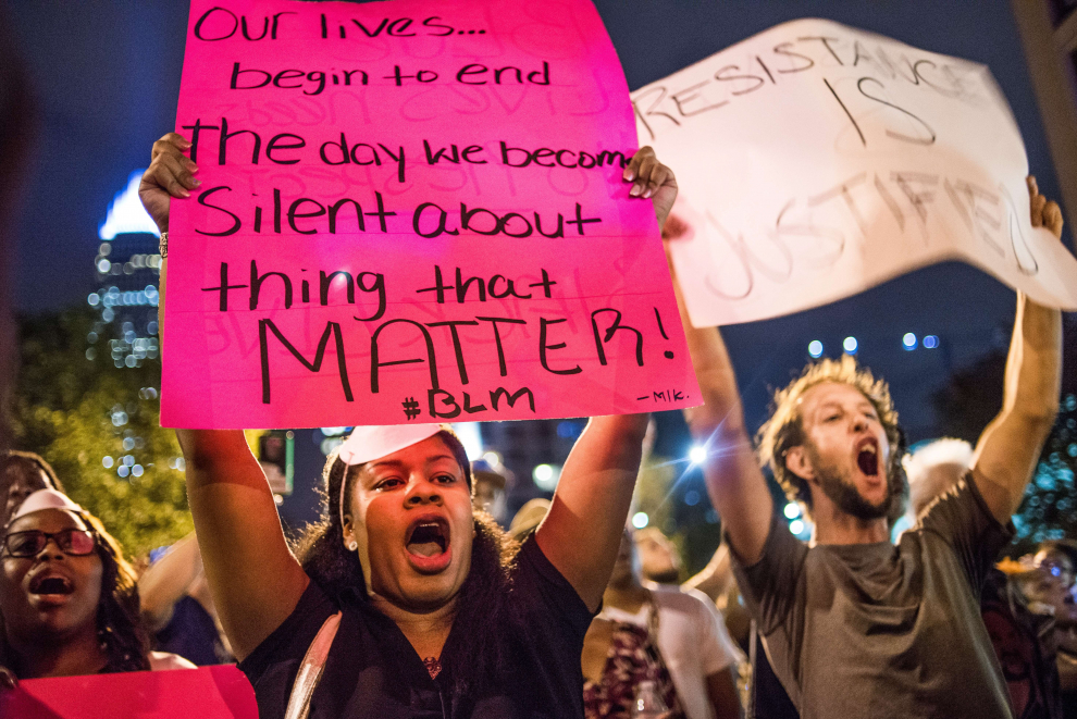 Tercera Noche De Protestas En Charlotte Por La Muerte De Un