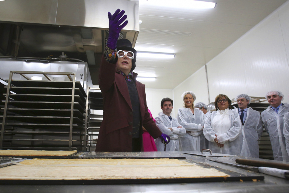 Willy Wonka da la sorpresa en el nuevo obrador de la pastelería Ascaso