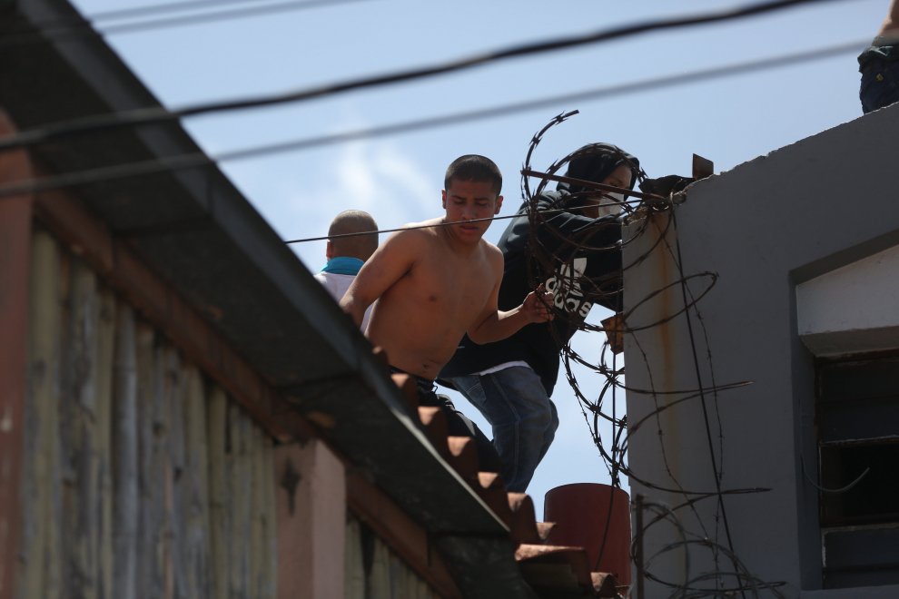 Batalla campal entre policías e internos de un correccional de menores en Guatemala
